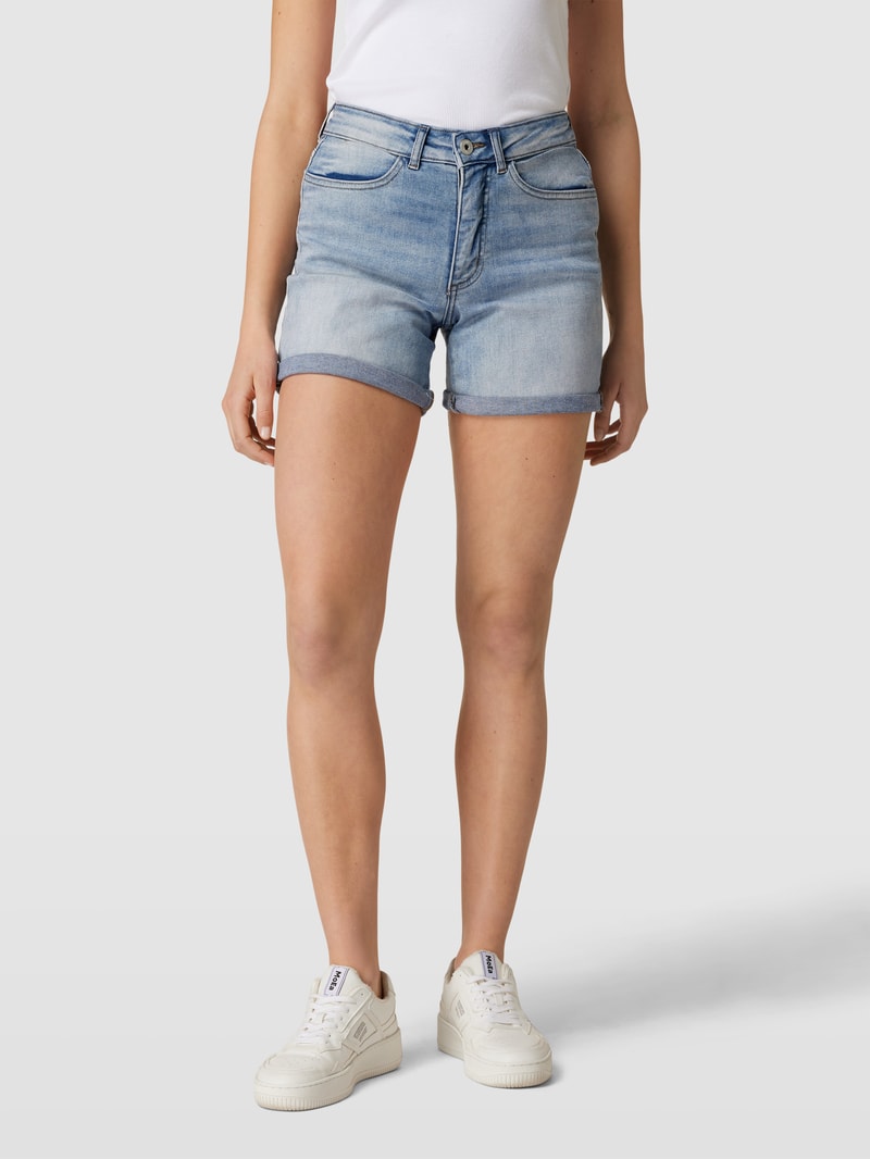 Jeansshorts mit fixierten Beinumschlägen Modell 'Twiggy' in hellblau
