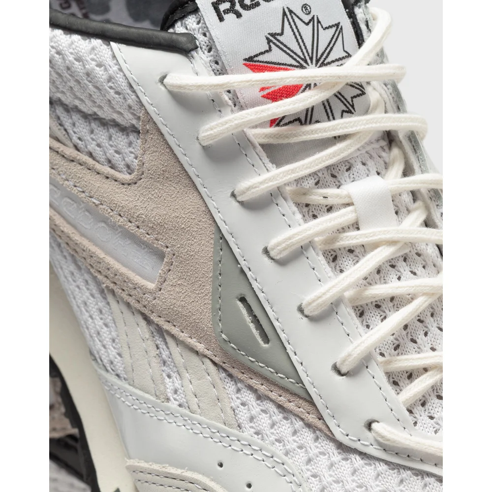Reebok LX 2200 Garments x Engineered FZ5848 / weiss