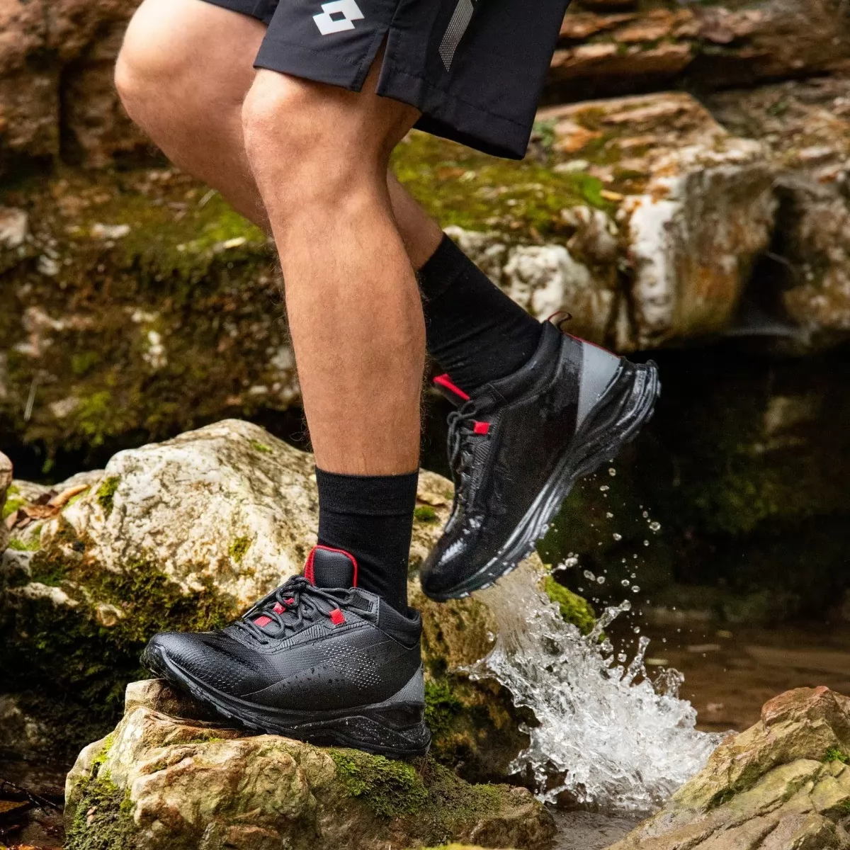 MOONRUN 300 II MID HD ALL BLACK/GRAVITY TITAN