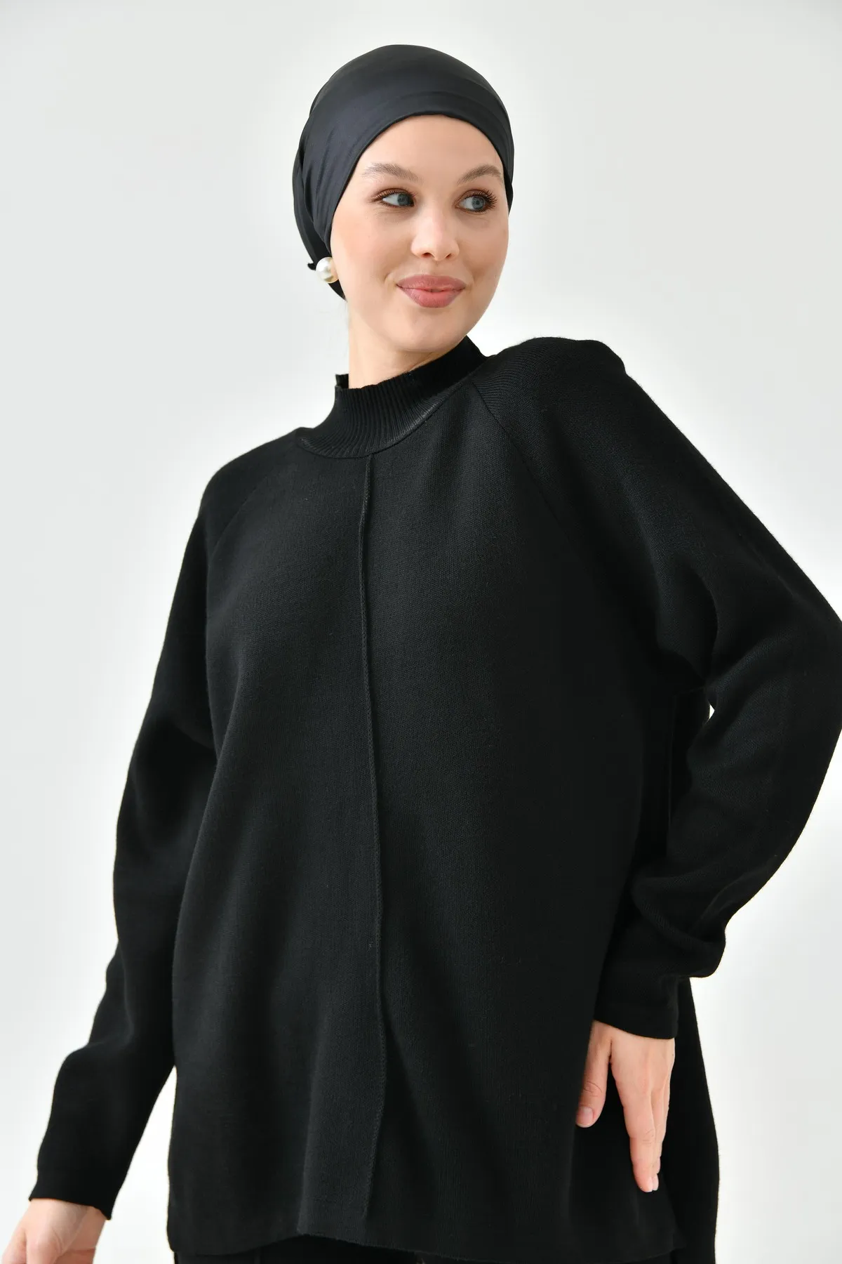 lovebox  Flexibler Strickstoff, Stehkragen, langärmeliger schwarzer Pullover und schwarzer Hosenanzug mit hoher Taille 1070