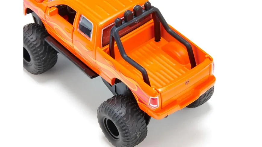 SIKU 2358 Super - RAM 1500 mit Ballonreifen
