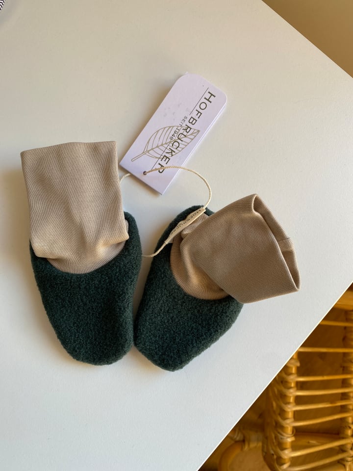 Hofbrucker Wollwalk-Babyschühchen in Dunkelgrün günstig kaufen 16/17