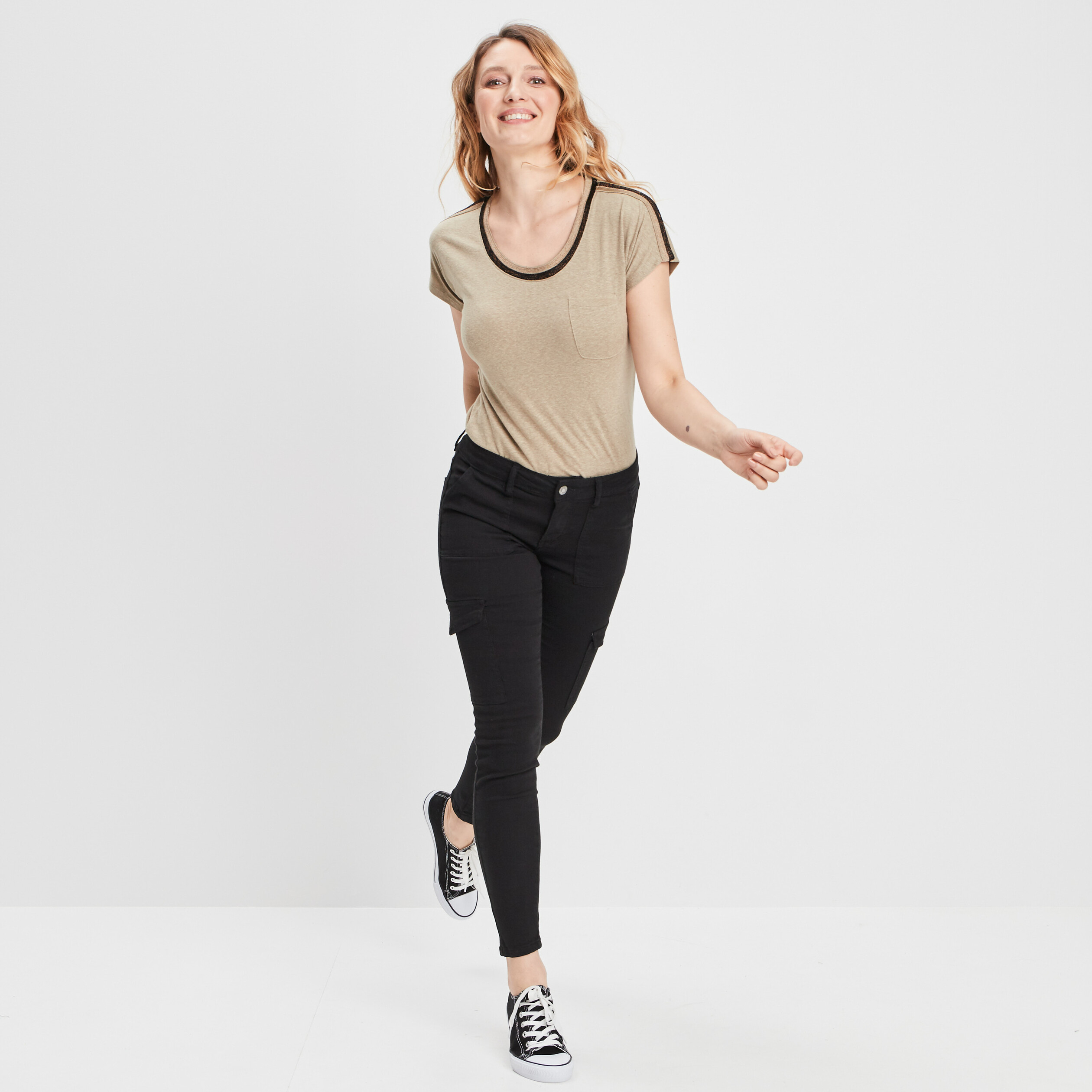 T-shirt col contrasté manches courtes vert kaki femme | La Halle
