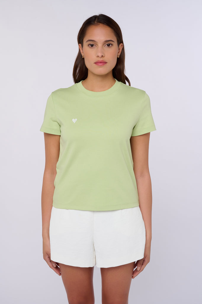 T-shirt coeur brodé