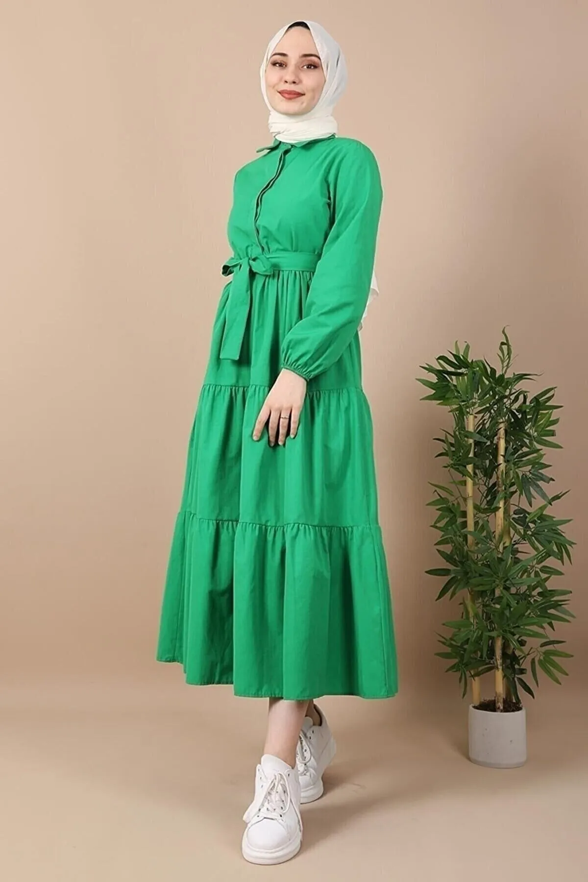 VOLT CLOTHİNG  Kleid mit Hemdkragen und Knöpfen