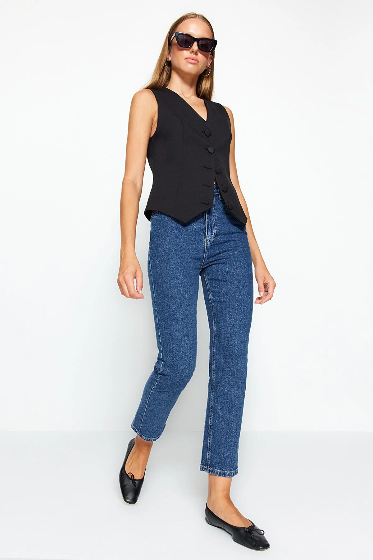 Trendyol Collection  Dunkelblaue High Waist Comfort Straight Jeans TWOAW24JE00097