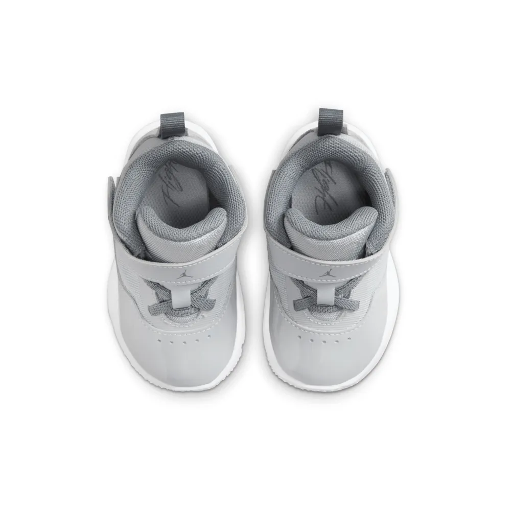 Nike Stay Loyal 3 FB9924-012 / grau