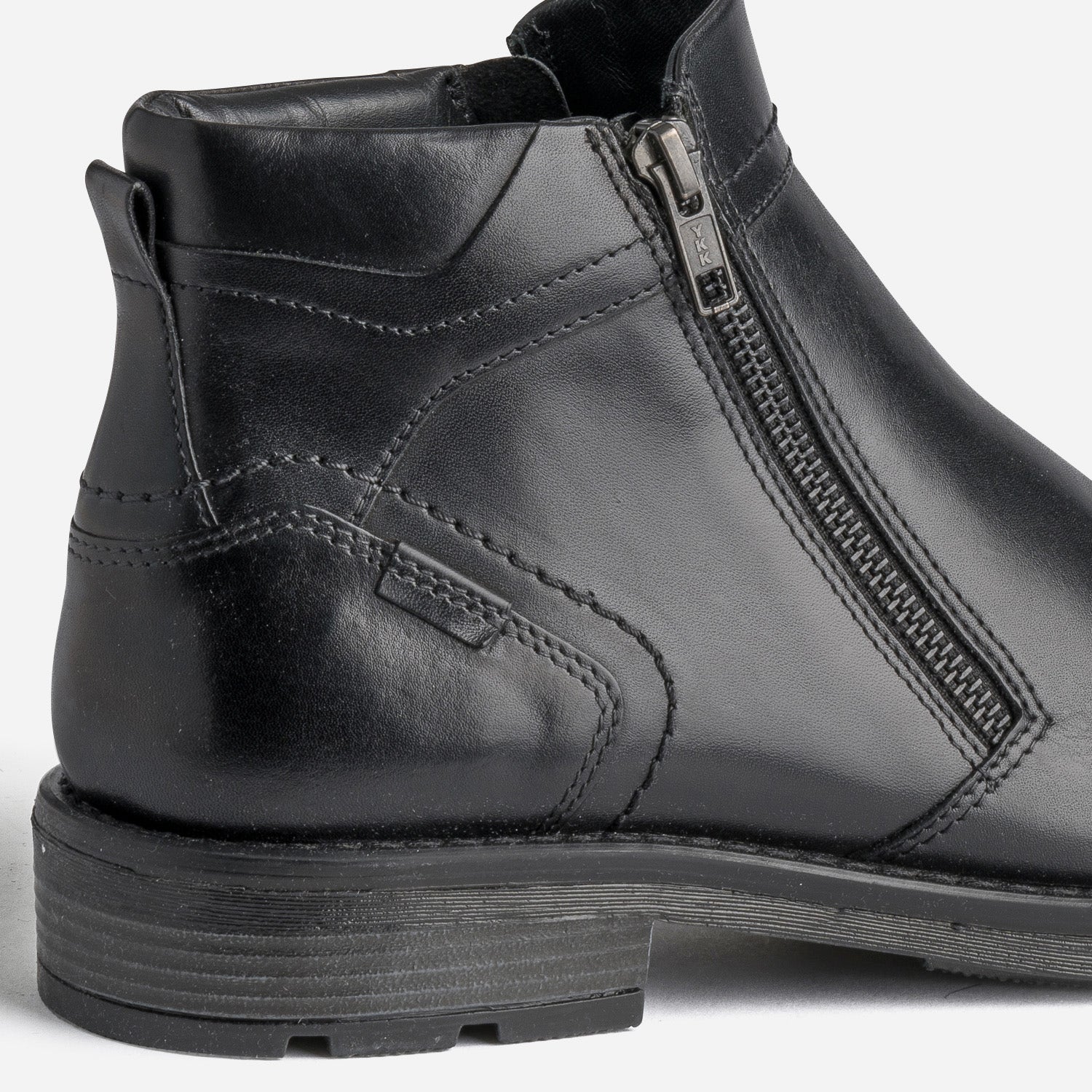 Boots noir en cuir à double zip