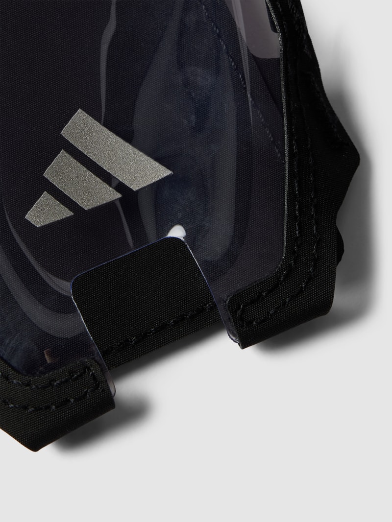 Handytasche mit Label-Detail in schwarz