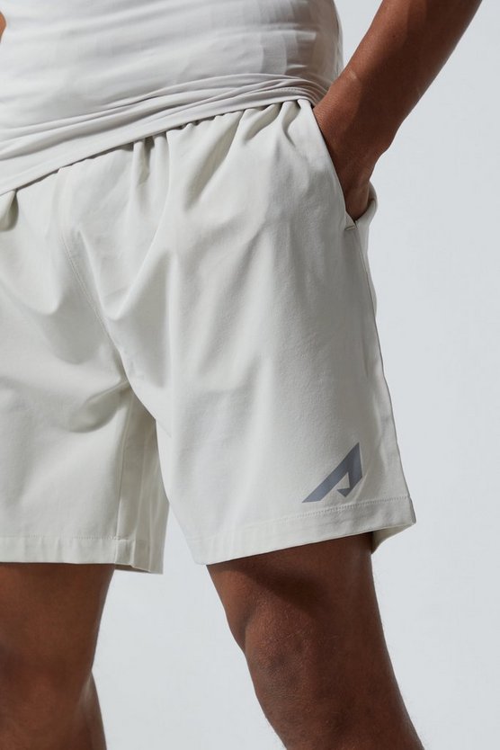 Active schnelltrocknende 18cm Shorts