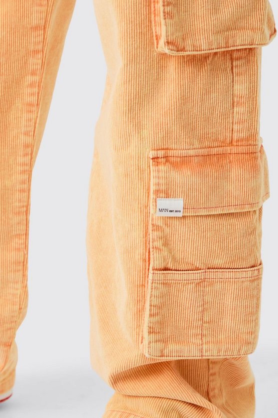 Lockere Cord-Hose mit Acid-Waschung und Taschen