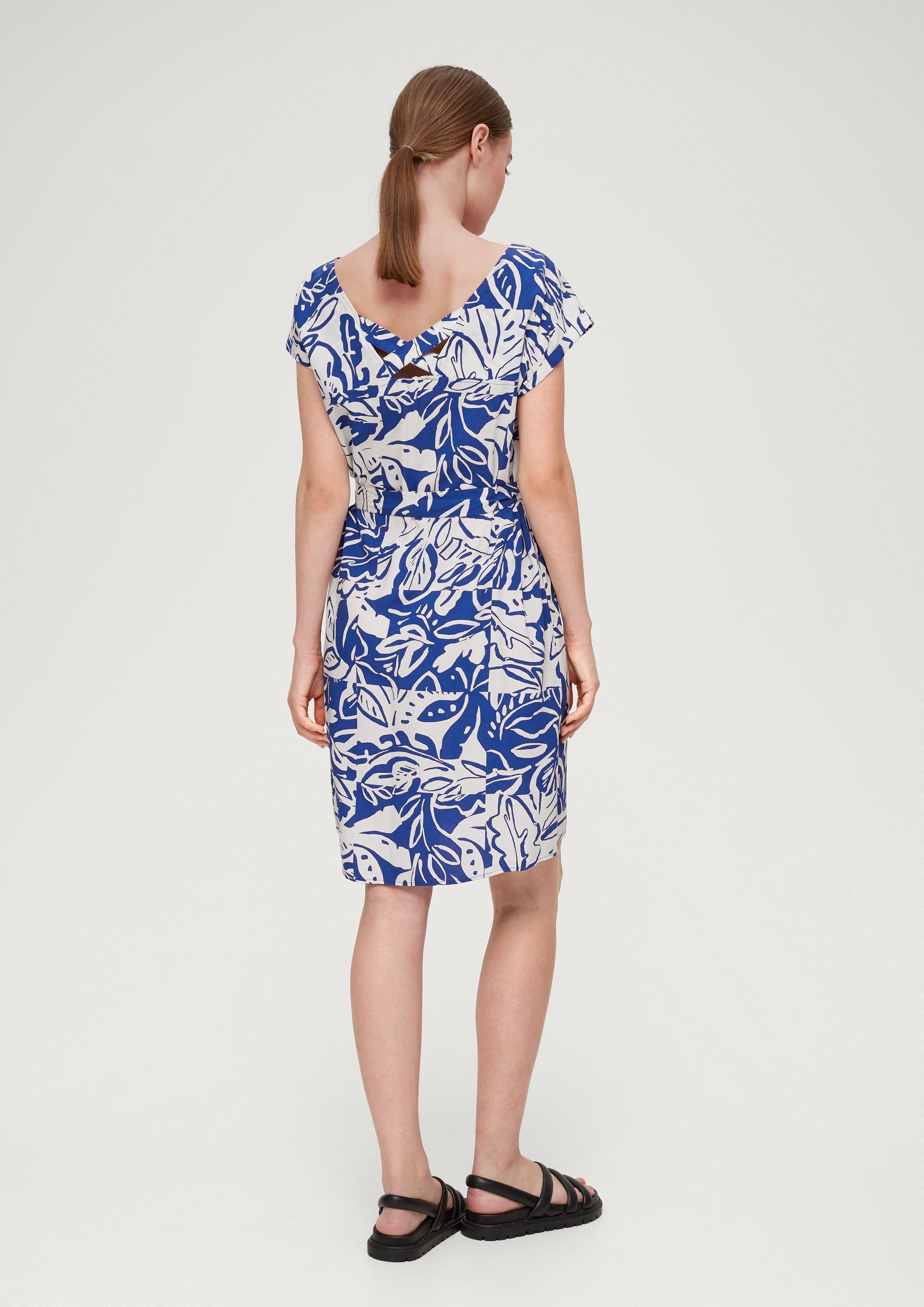 Kleid mit Bindeband aus Viskose  2131810-56A0