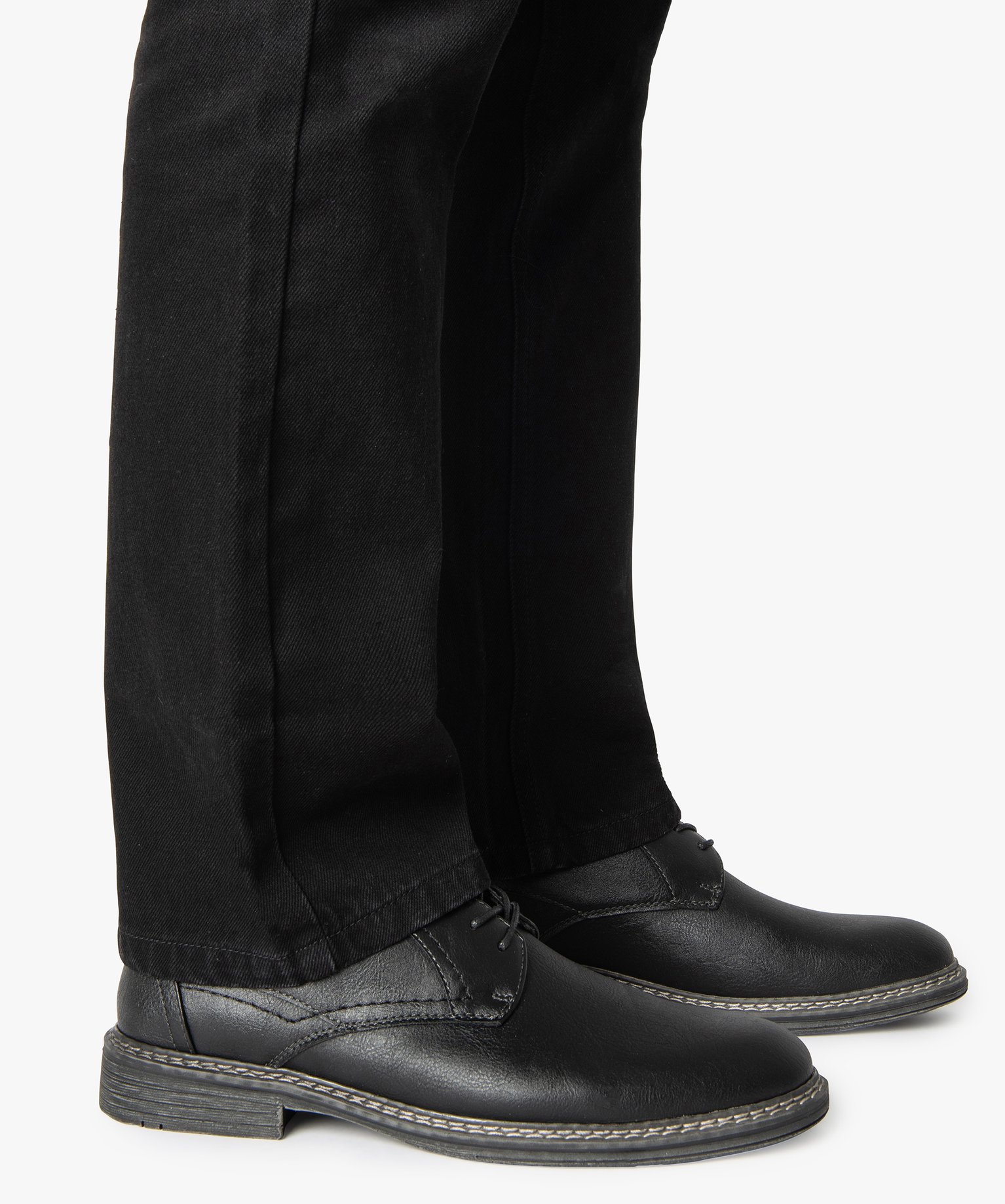 Derbies homme avec un illet métallique et surpiqres noir | GEMO
