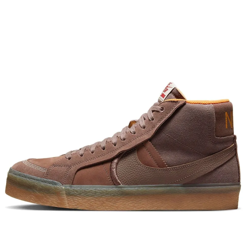 Nike Zoom Blazer Mid Premium Plus SB DV5468-200 / braun