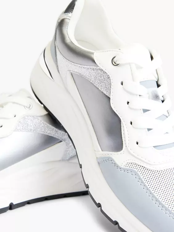 Graceland Platform Sneaker