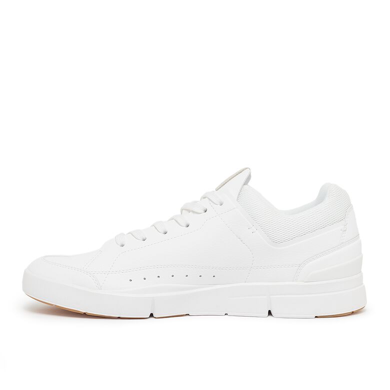 ON The Roger Centre Court white/gum