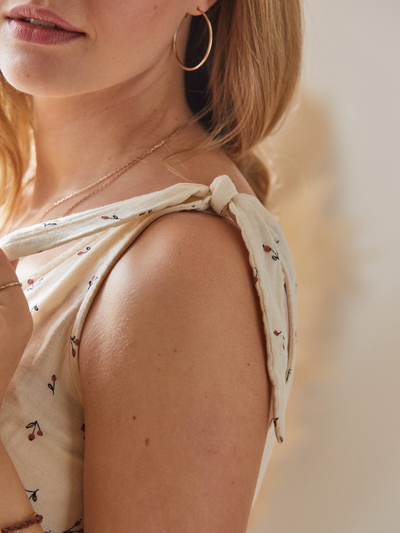 Robe courte gaze de coton grossesse et allaitement beige imprimé