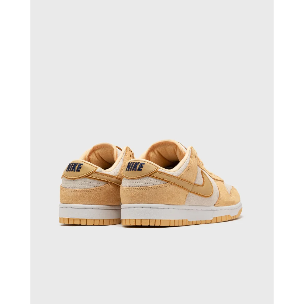Nike WMNS Dunk LX Low Gold Suede DV7411-200 / gelb