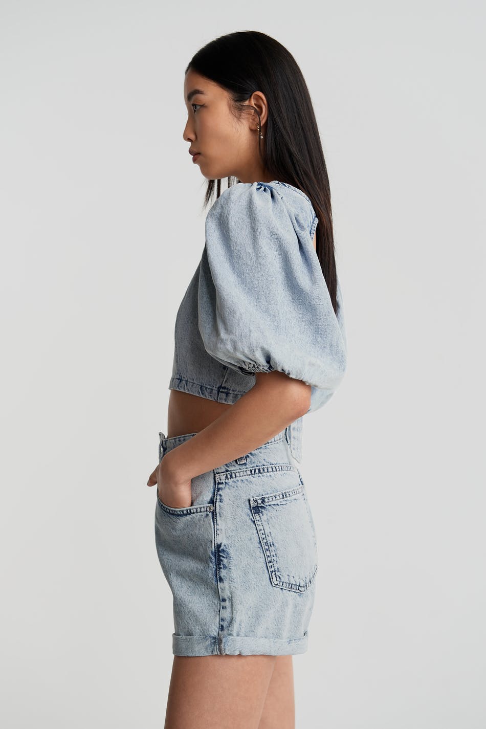 Dagny mom shorts