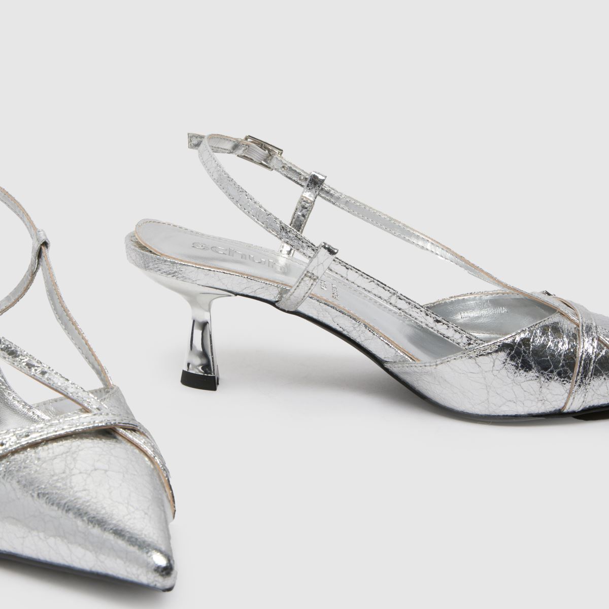 Schuh – Sidney – Silverfärgade höga klackar med slingback