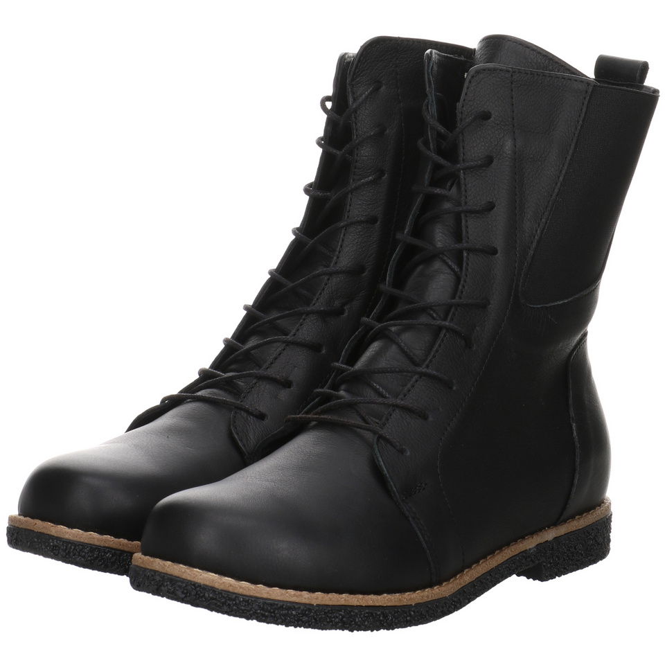 Andrea Conti Schnürboots
