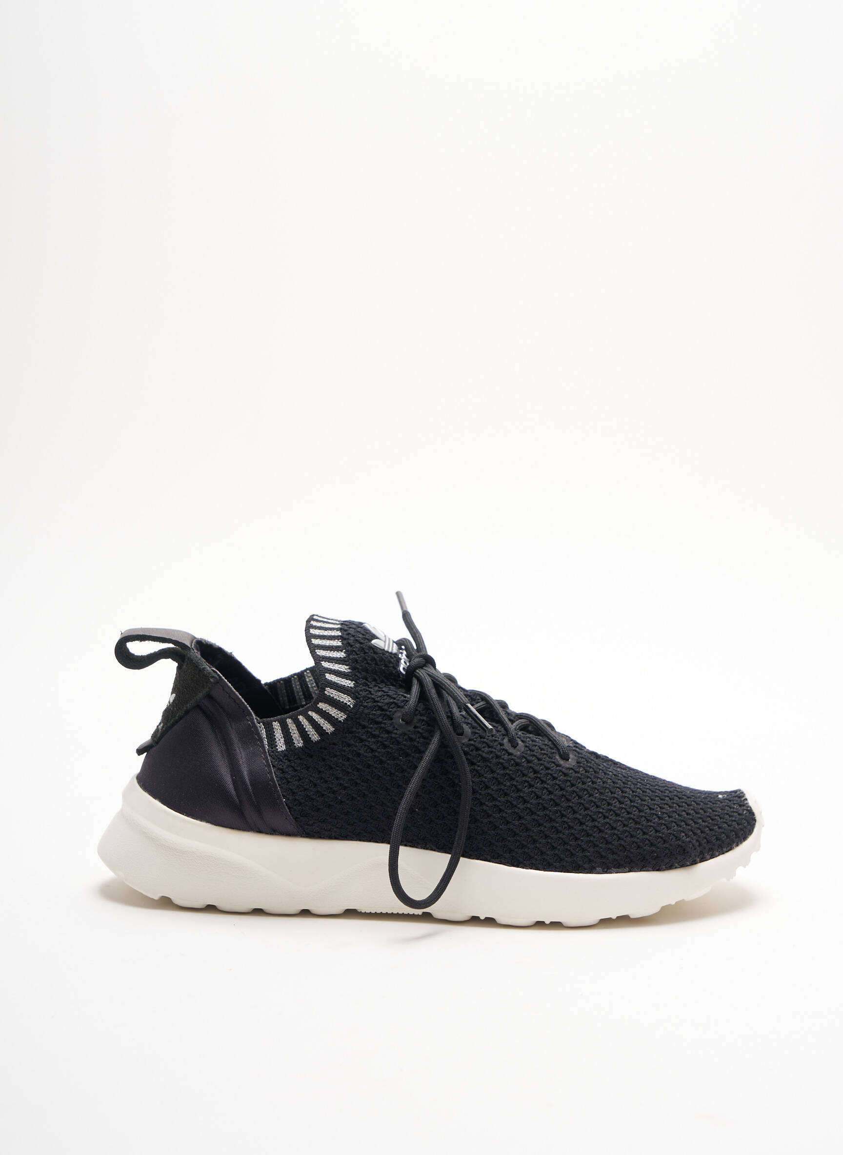 Adidas Baskets Femme couleur noir