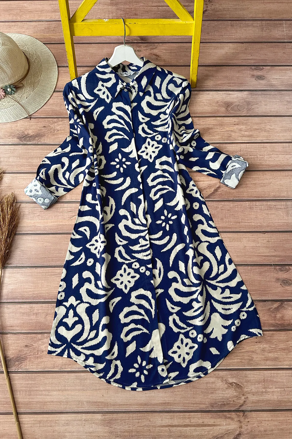 MODAQU  Authentisches Viskose-Tunika-Shirt Marineblau