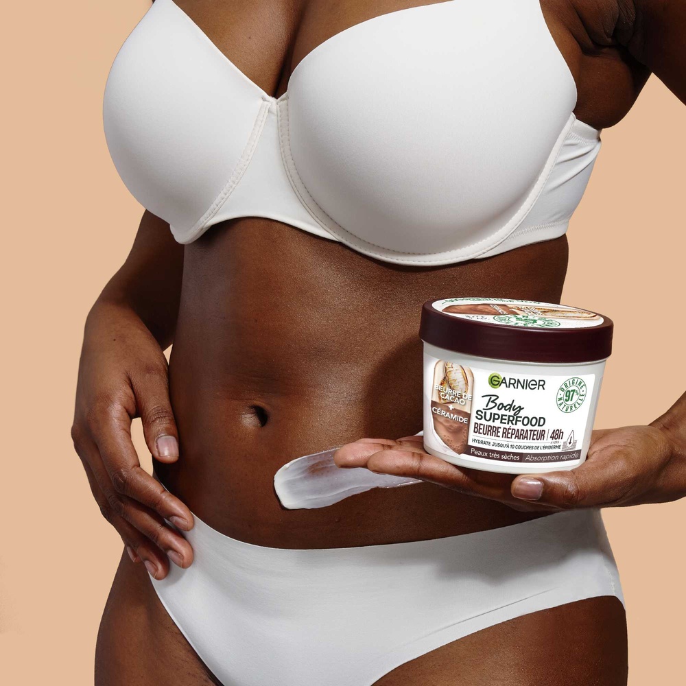 garnier Garnier Body Superfood Beurre réparateur Cacao Céramide 380ml Beurre corps réparateur Cacao Céramide
