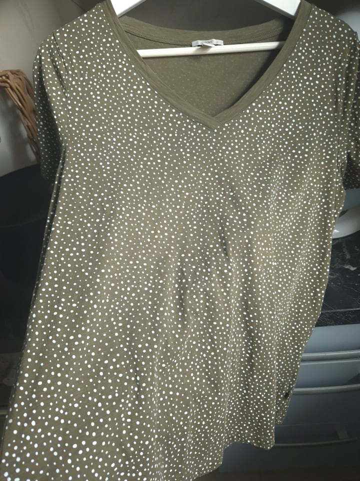 ESPRIT Neues T-Shirt in Khaki (nur vorgewaschen) günstig kaufen L