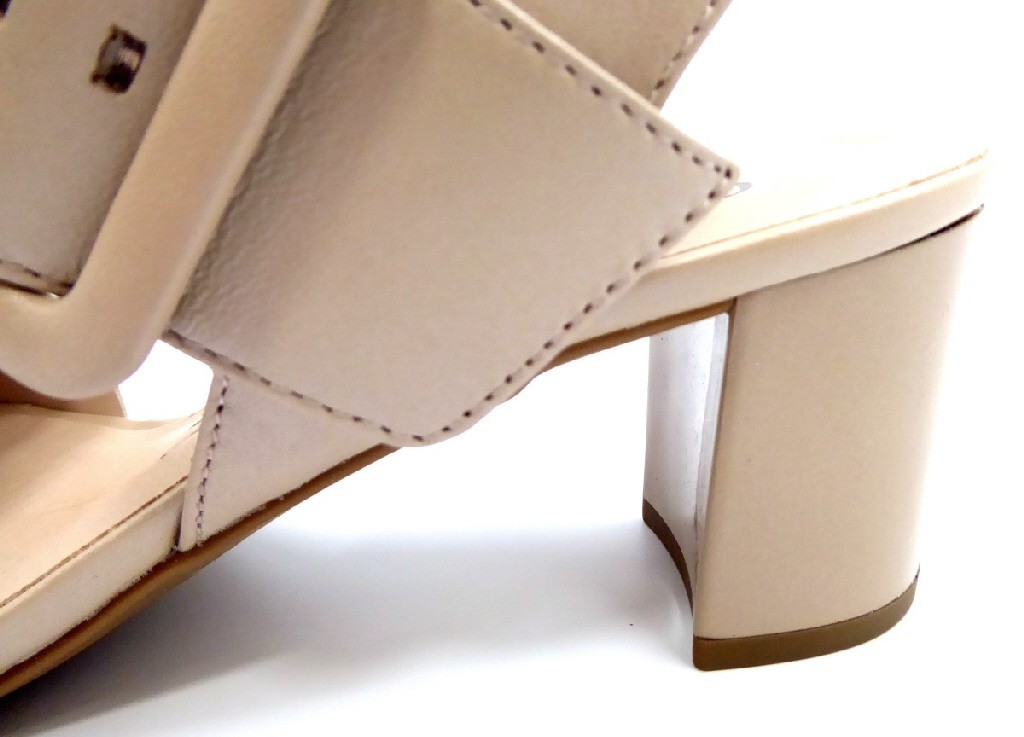 CAPRICE Klassische Sandalen beige