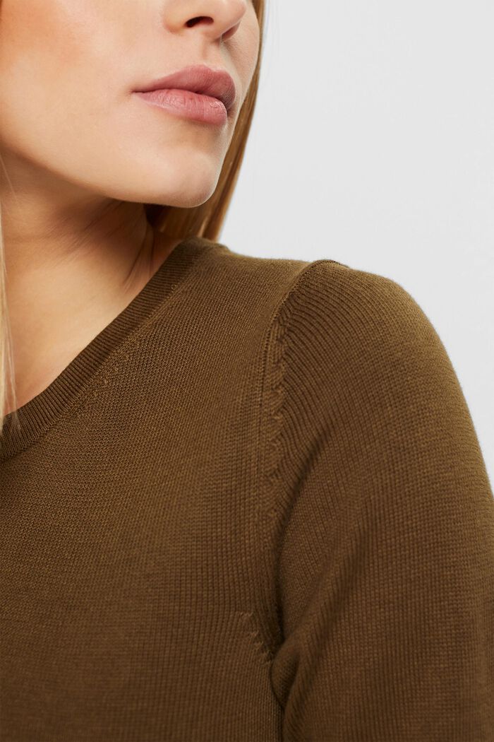 Strickkleid in Midilänge