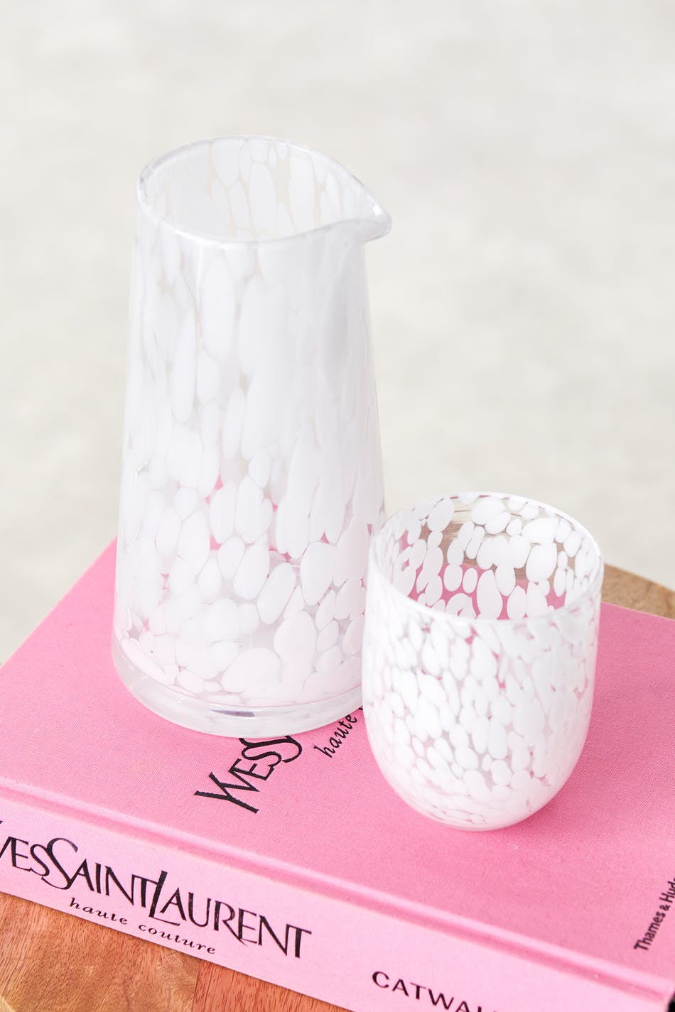 Splash glass carafe