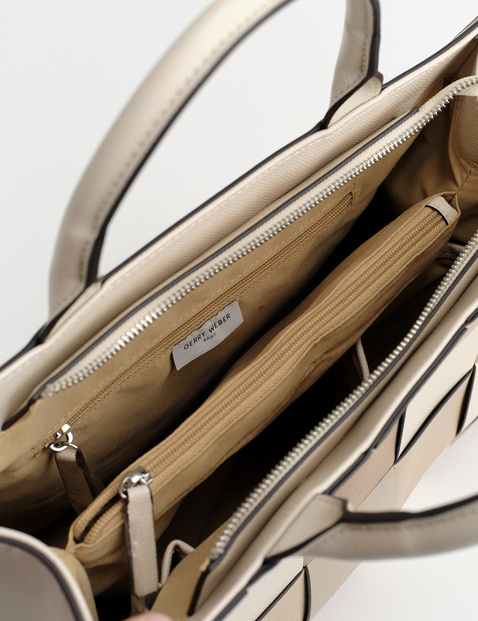 Handtasche mit verstärktem Unterboden