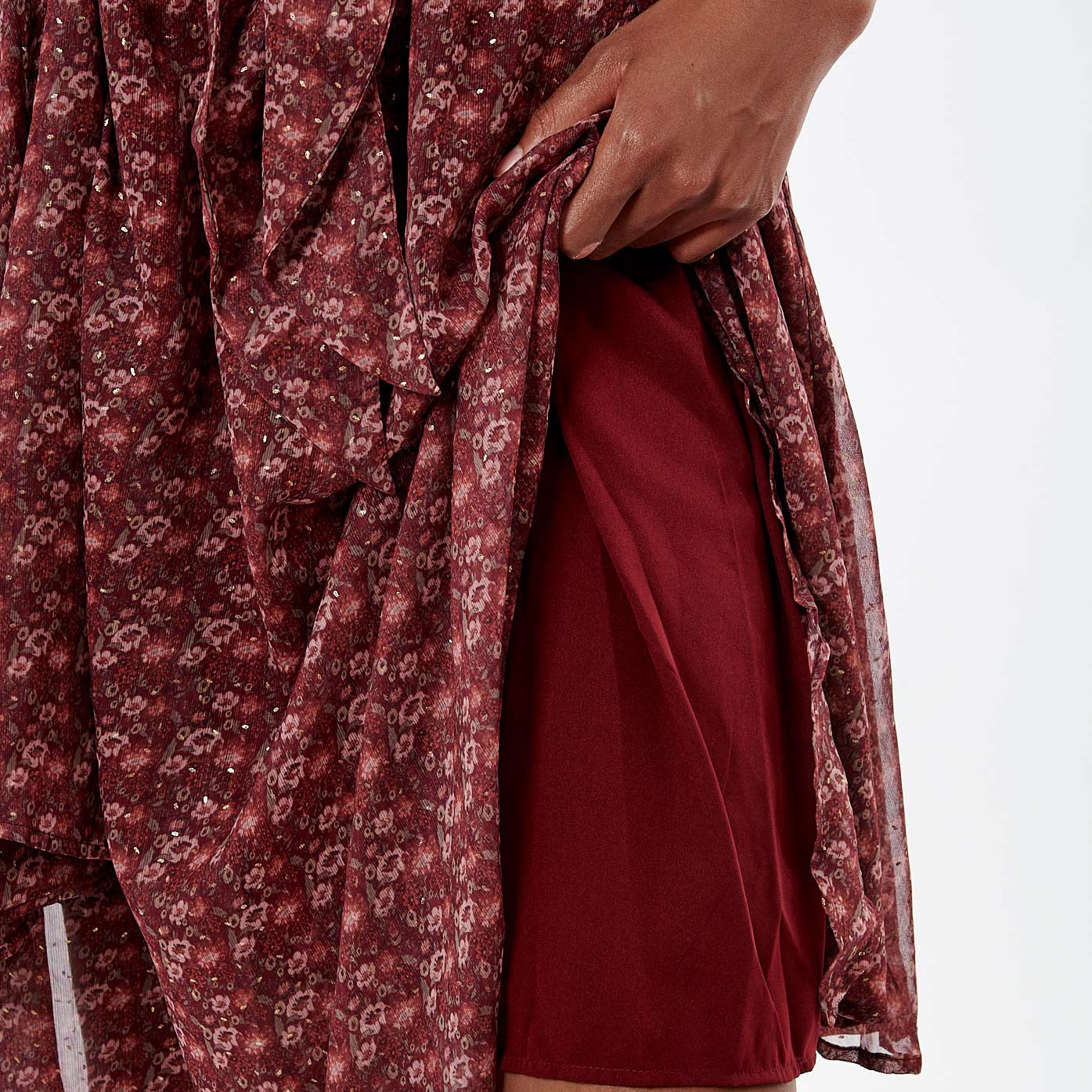 BUNNI  Robe noire et fleurie femme