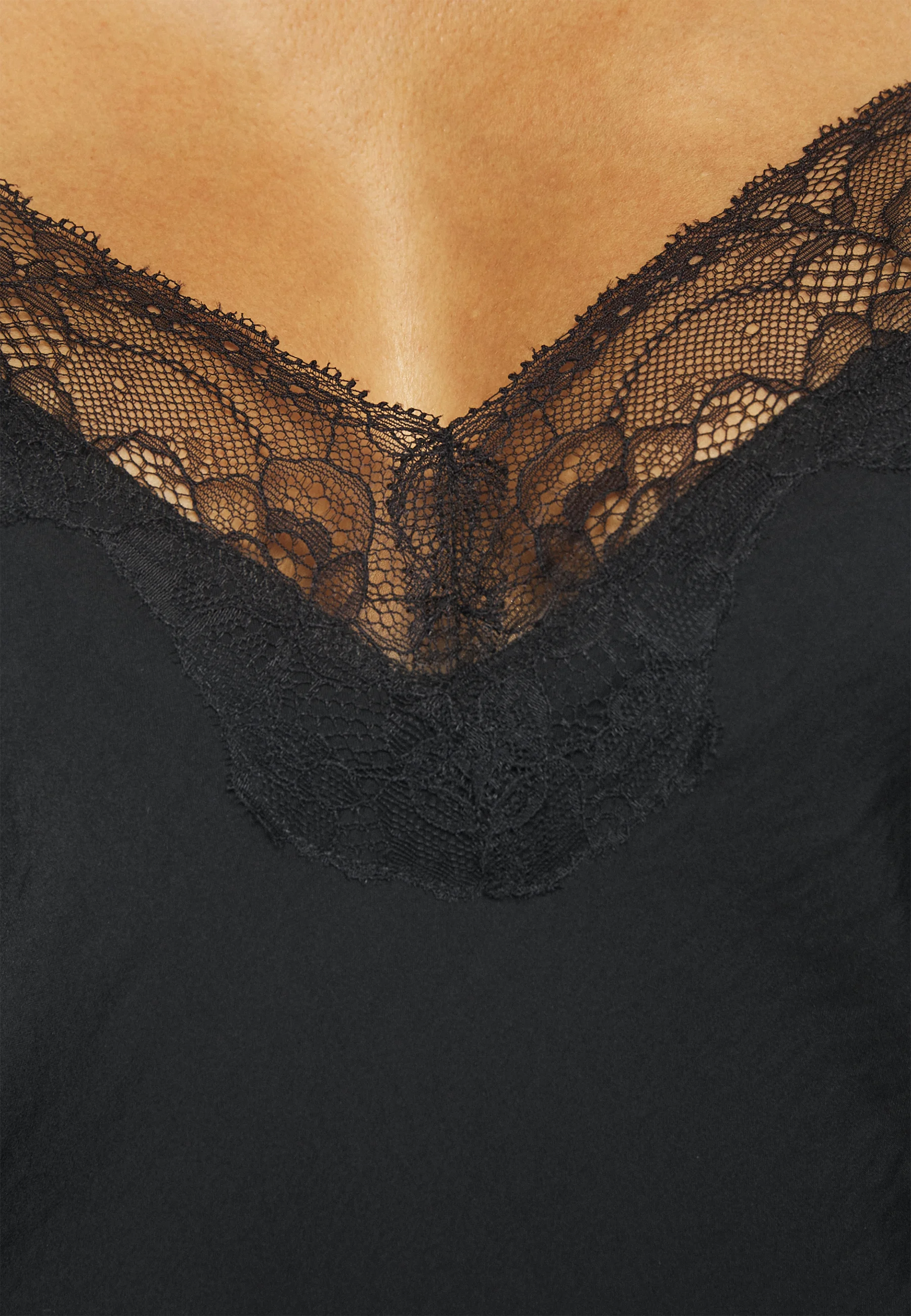 Camisón de satén martillado Anna Field - Camisón