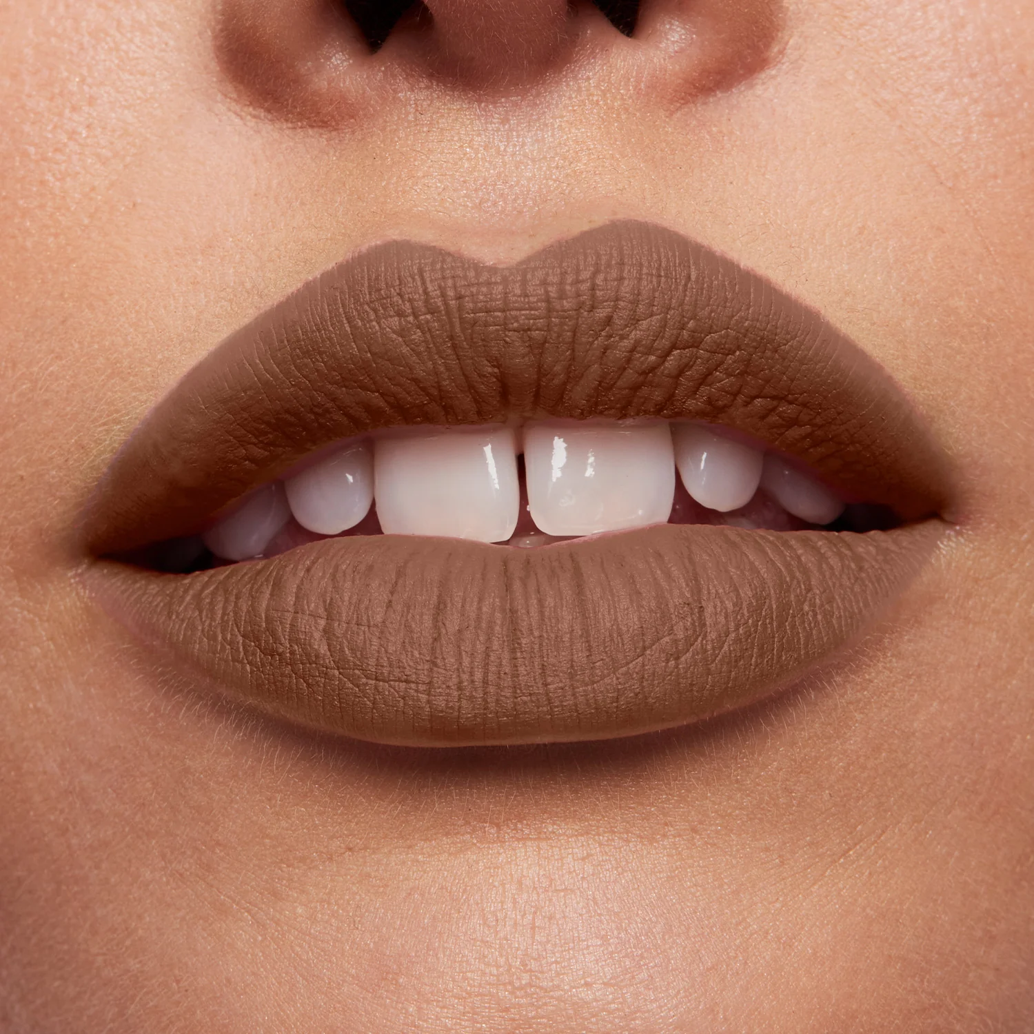 Lūpų dažai Ultra Matte lūpų dažai - Matiniai lūpų dažai
