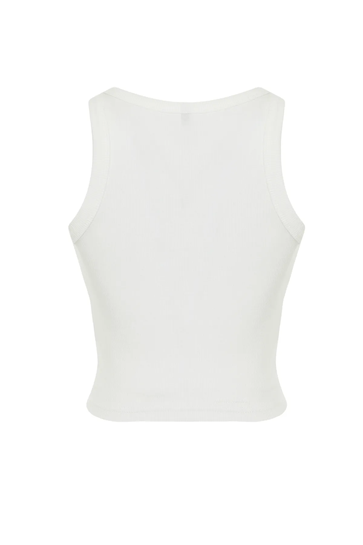Trendyol Collection  Ecrufarbenes, figurbetontes, kurzärmliges Tanktop aus flexiblem Baumwollstrick mit Neckholderkragen TWOSS24AL00000