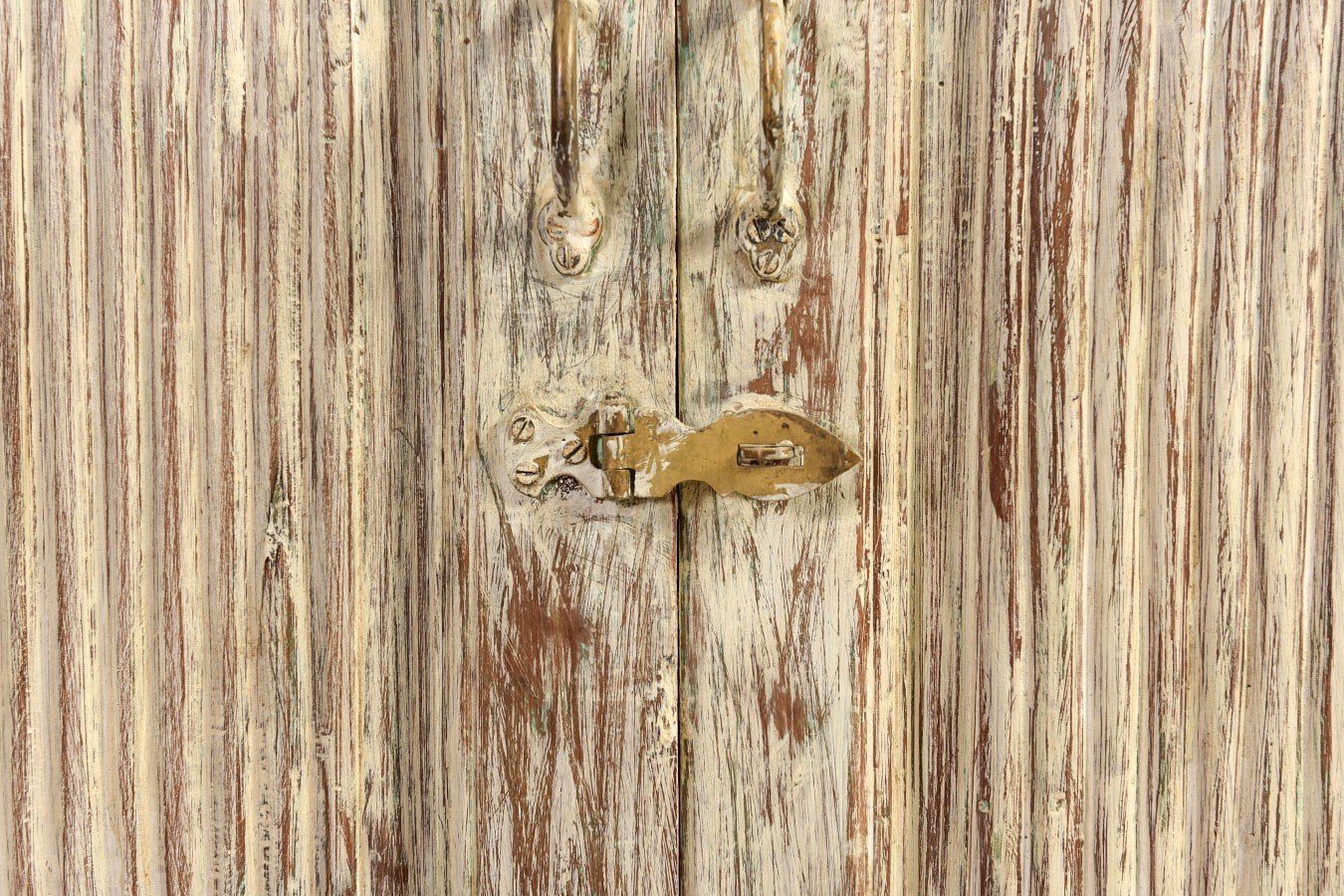 daslagerhaus living Bauernschrank Anrichte Vintage cremegelb