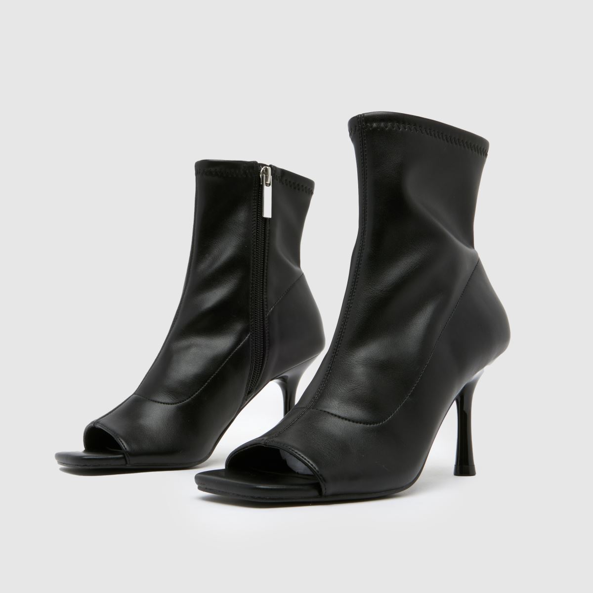 Schuh – Beatrice – Svarta höga klackar med peep toe-mönster