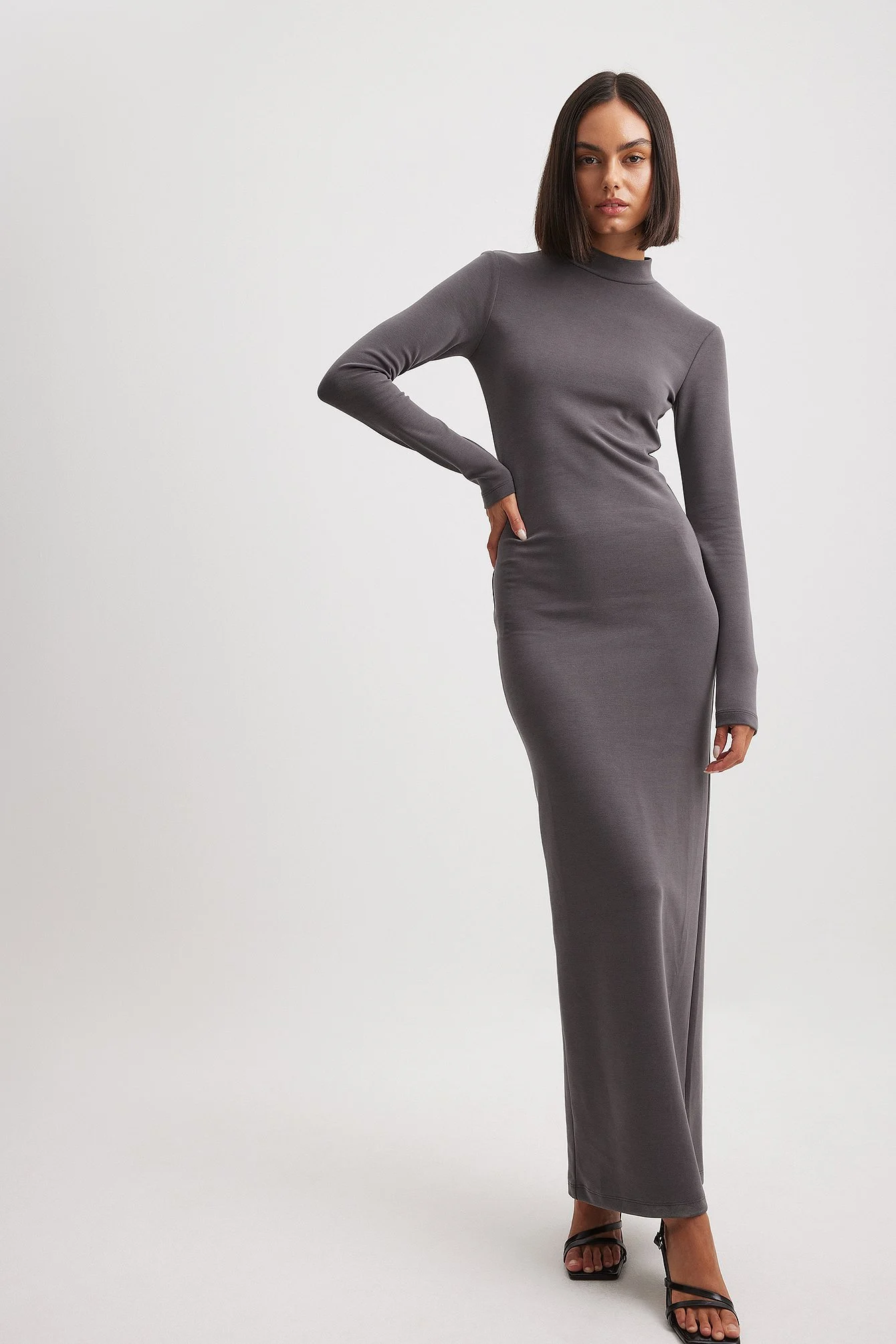 Maxikragen-Kleid aus Modal