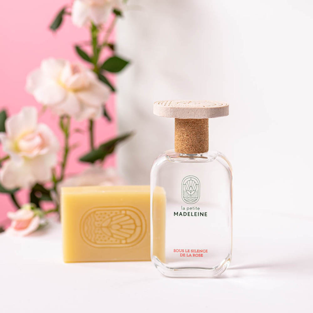la petite madeleine Sous le silence de la Rose Savon à froid parfumé