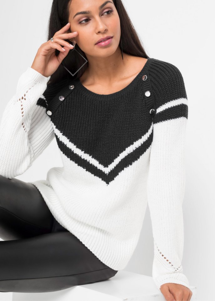 Pullover mit Knöpfen