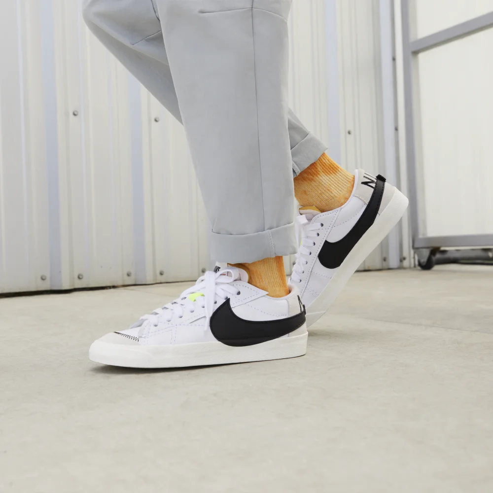 Nike Blazer Low 77 Jumbo DN2158-101 / weiss