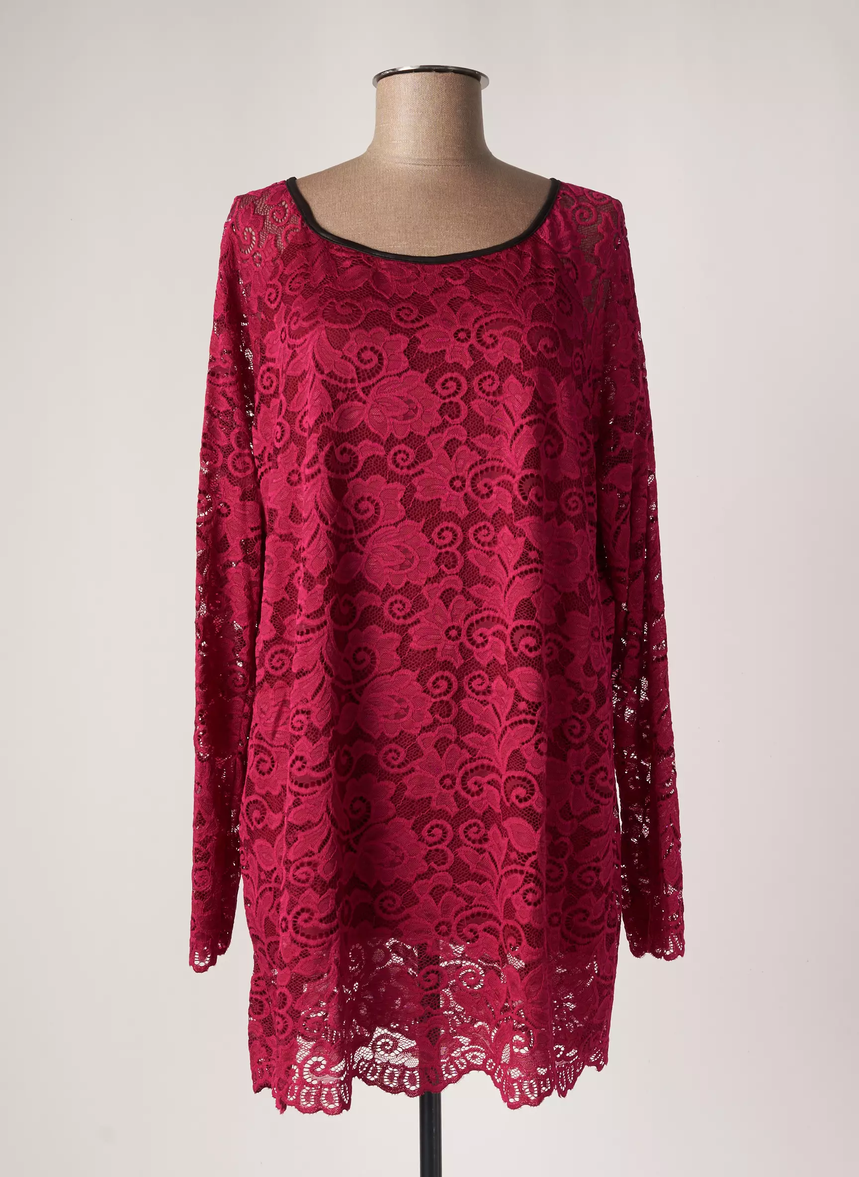 Made In Italy Robes Courtes Femme couleur rouge
