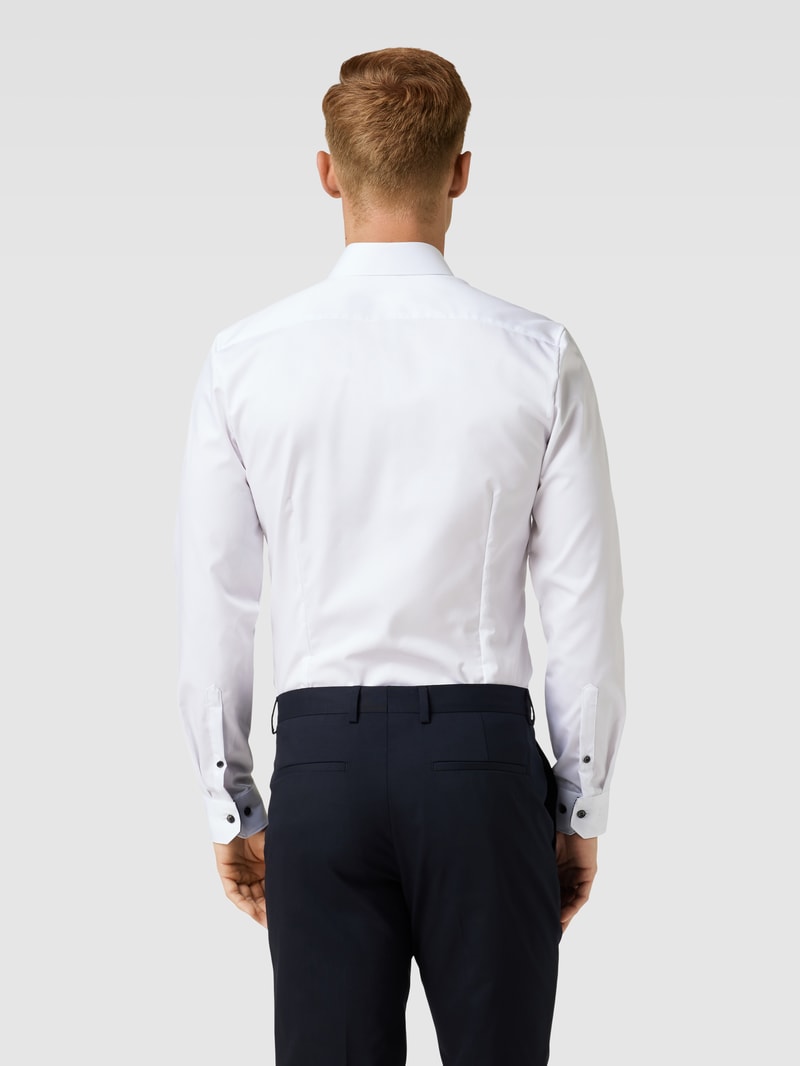 Super Slim Business-Hemd mit Kentkragen in weiß