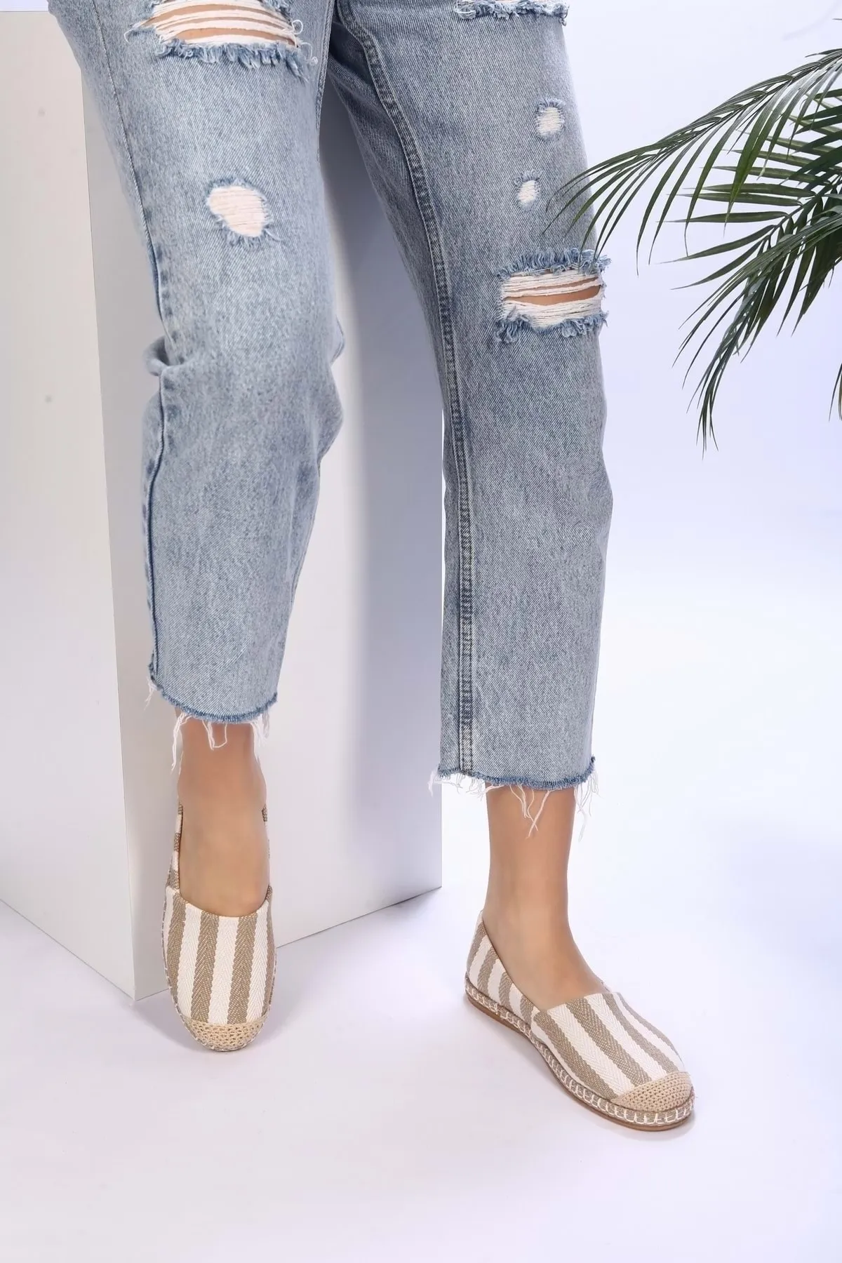Shoeberry  Damen-Espadrille „Lurica“ aus weiß-braunem Leinen