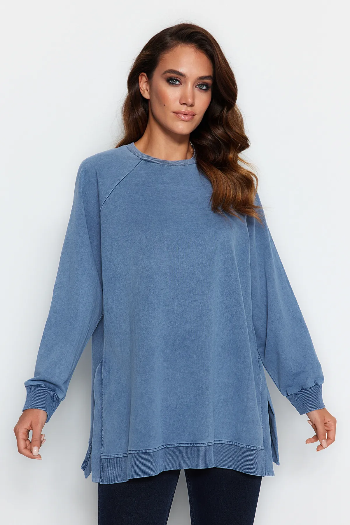 Trendyol Modest  Blau gewaschenes Strick-Sweatshirt TCTSS23TW00062