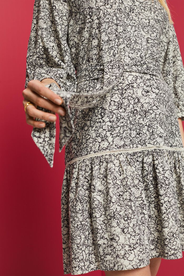 Dresses light woven