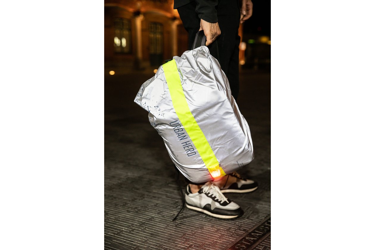 WOWOW Urban Hero FR Bag Cover