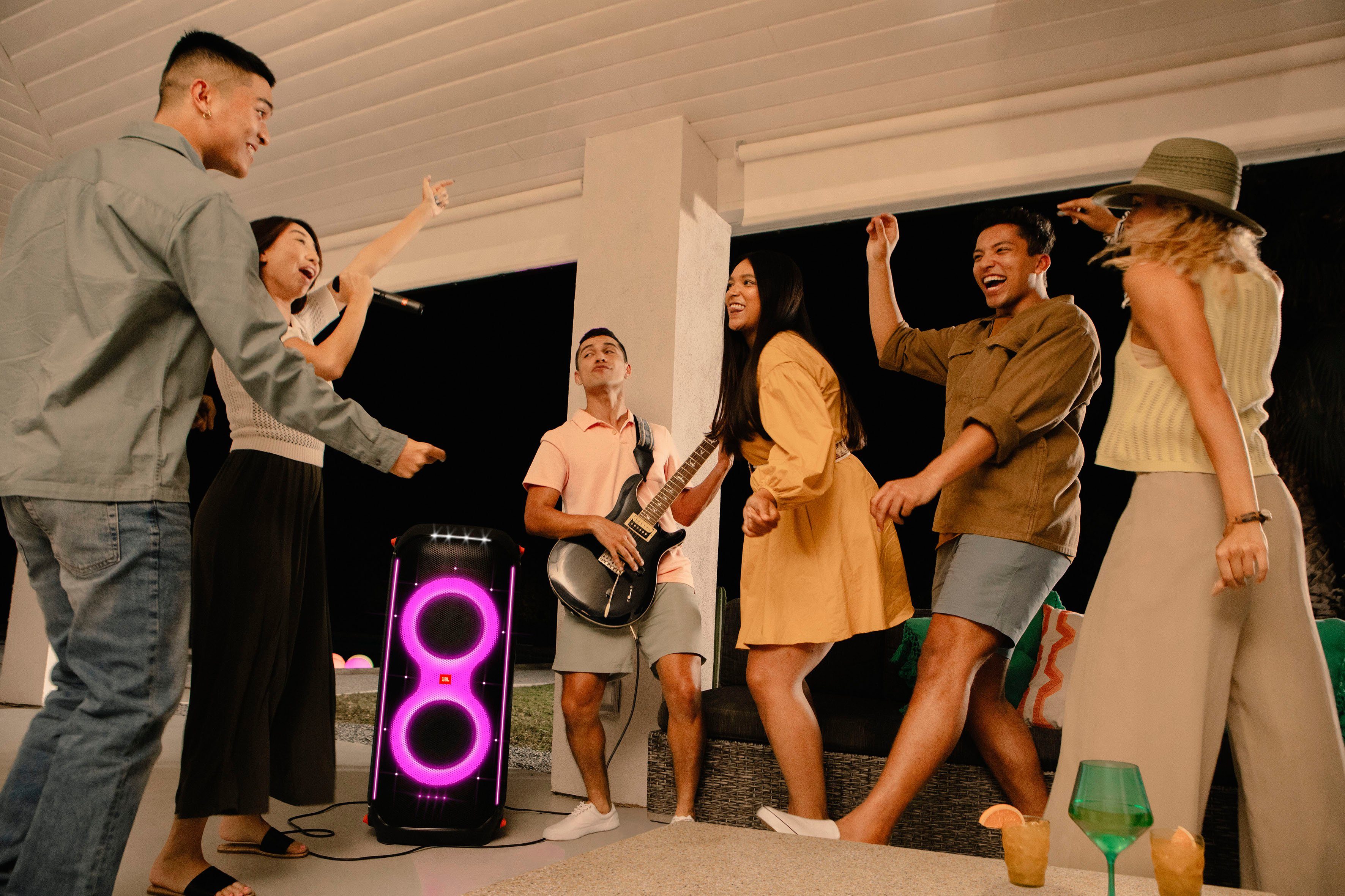 JBL PartyBox 710 Party-Lautsprecher (Bluetooth, 800 W)